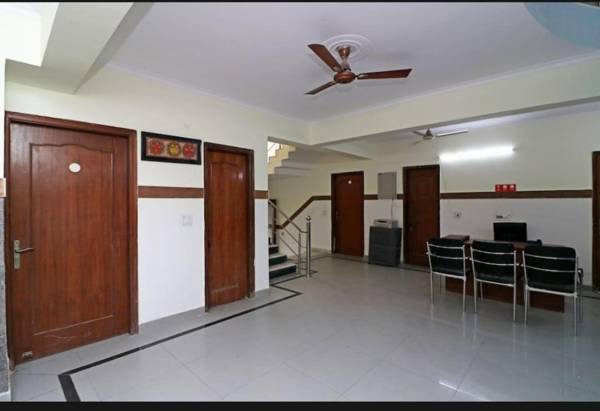 HOTEL KIARA INN