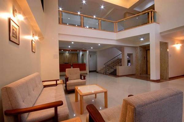 Hotel New Holiday Plaza