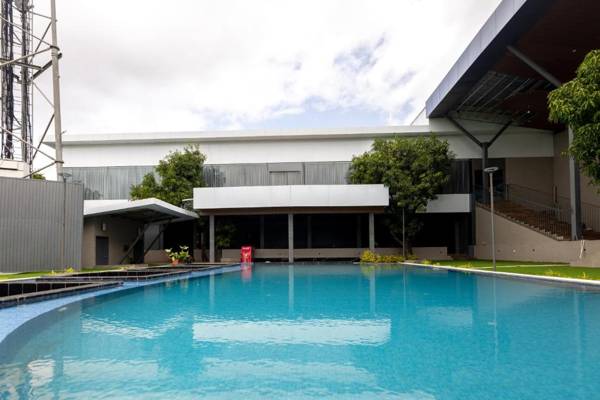 The Democracy Hotels Resort & Convention Centre