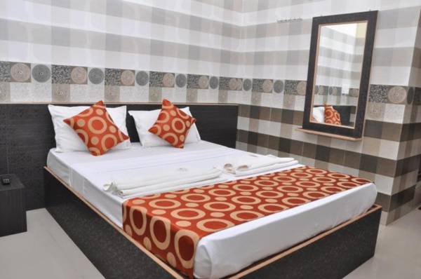 Addhuri Comforts Hotel