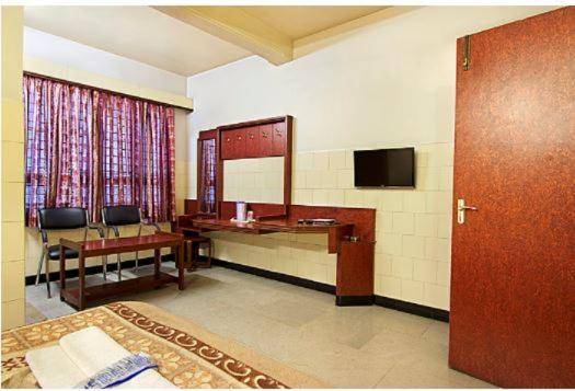 Mannars Yatri Nivas Hotel