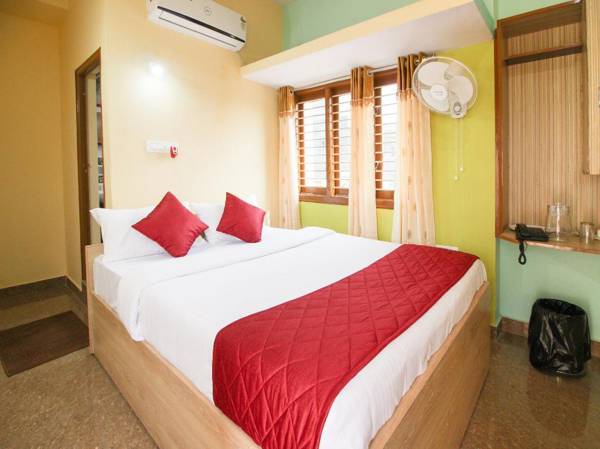 OYO 13649 Megalahatti Residency