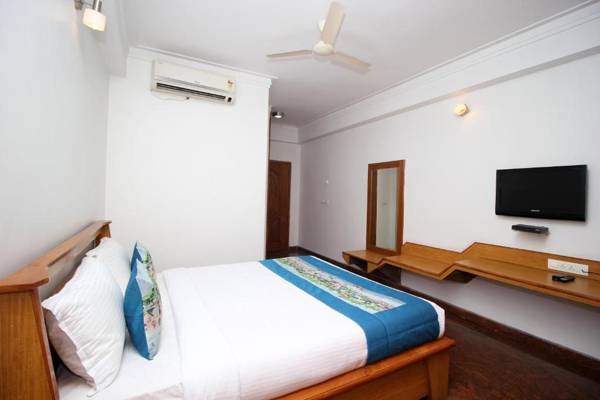 OYO 8646 Mahendra Hotel