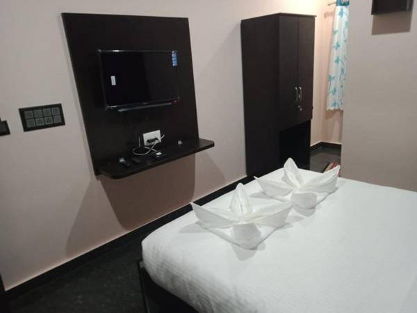 OYO Flagship 93452 The Runway Inn Resort