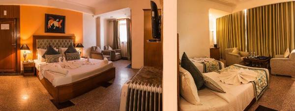 Hotel Green Castle Mallroad