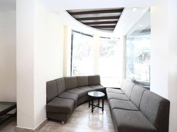 OYO 1722 Hotel Howard