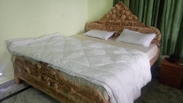 HillView rooms Near Mussoorie Jheel