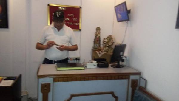 Pleasant Stay Near Library