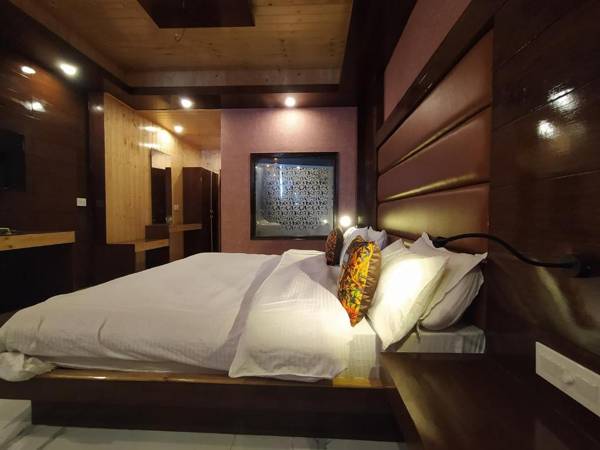 Atithi Hotel Mall Road