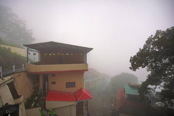 OYO 78464 Sizzling View HomeStay