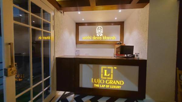 Hotel Sapling By Lujo Grand