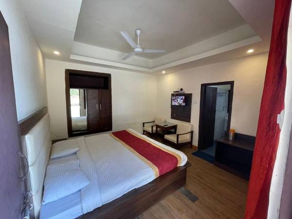 Clifton Hotel Raj by StayApart Mussoorie