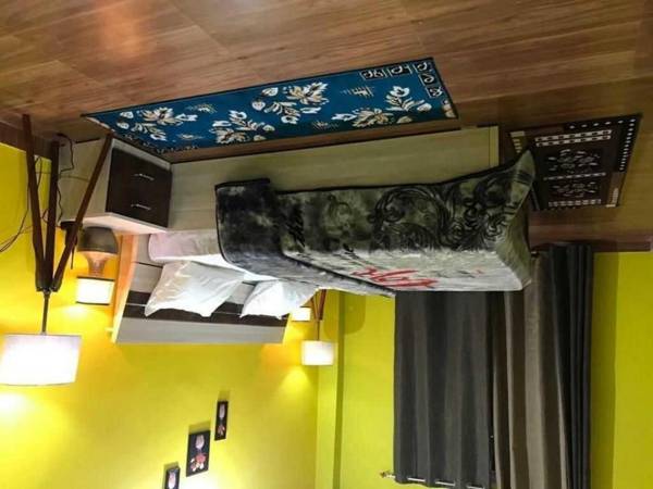 OYO 88784 The Golden Cherry Resort