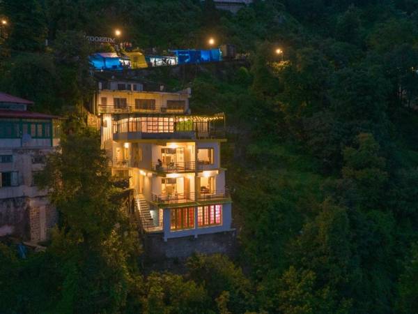 The Hosteller Mussoorie Mini