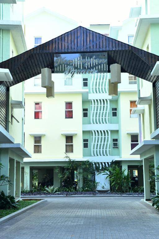 B&F Kensington Square