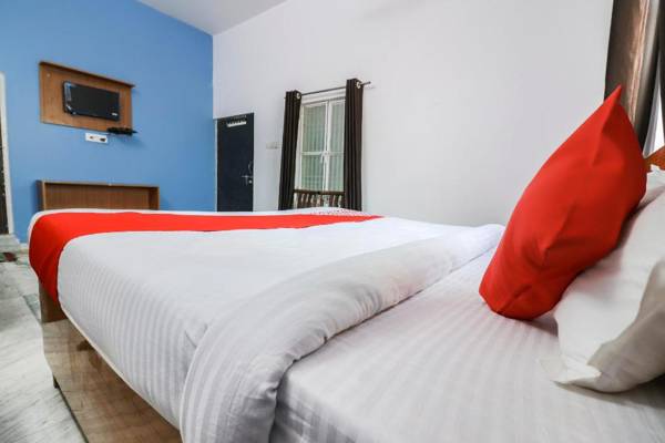 OYO 71057 Hotel Nand Palace