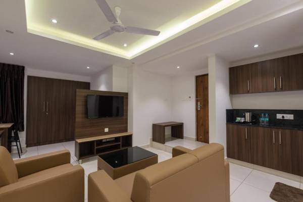 Hotel Karuna Residency