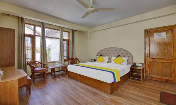 CHICHOGA HOLIDAY INN