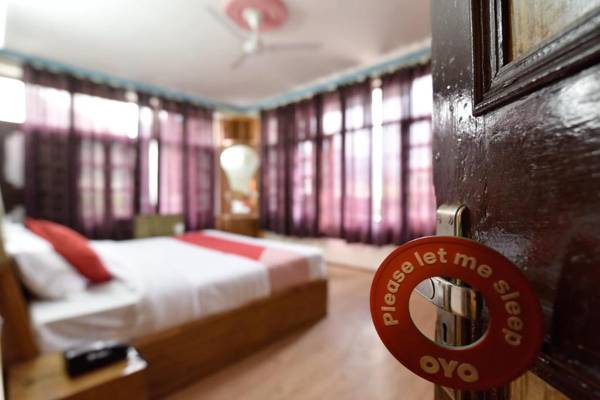 OYO 13387 Hotel Kartik