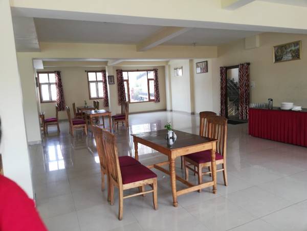 Goroomgo New Ambika Mall Road Manali