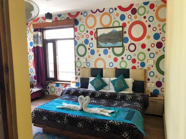 Drilbu Hotel Near Mall Road Manali