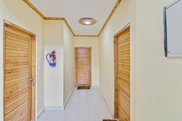 Capital O 81475 Hotel Bhawani Villa