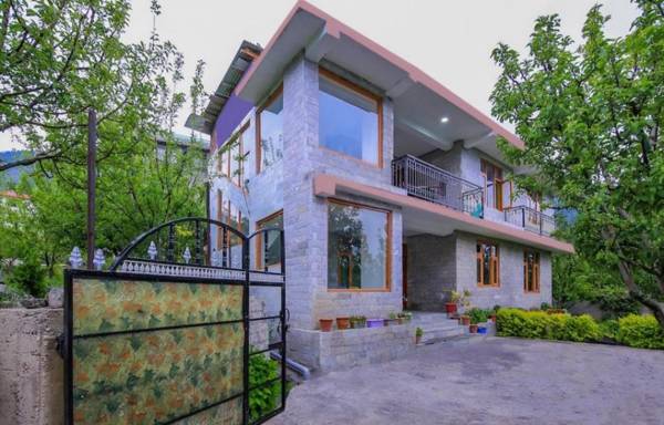 glamerous 3BHK appartment in manali hills!!!