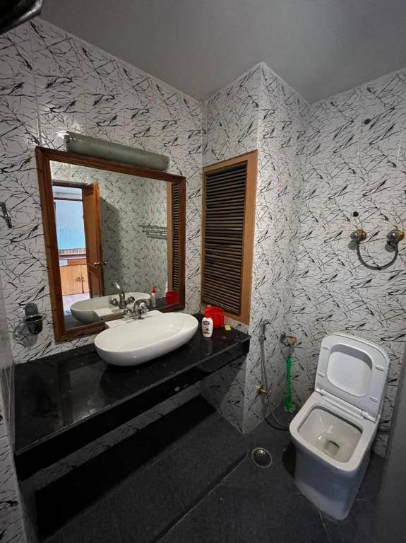 The Himalayan Chalet