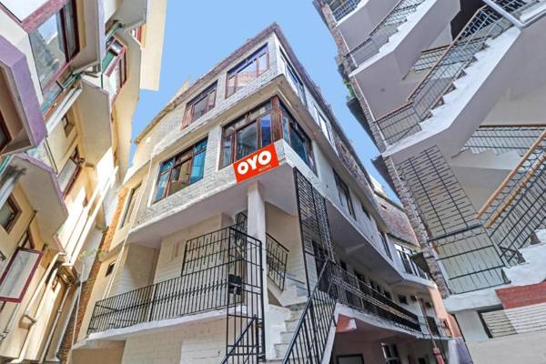 OYO 89594 Hotel Durga