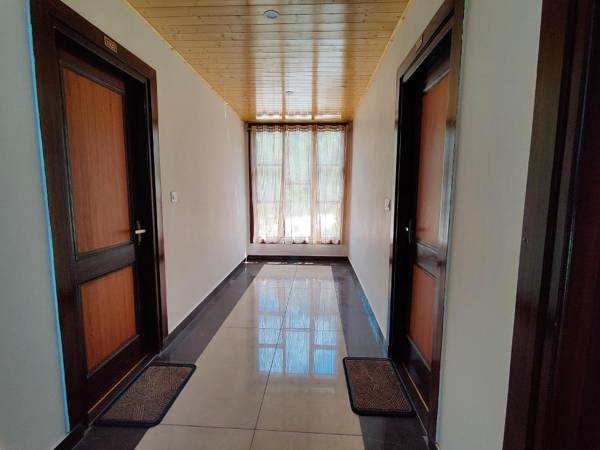 LUXURY PLANET RESORT MANALI