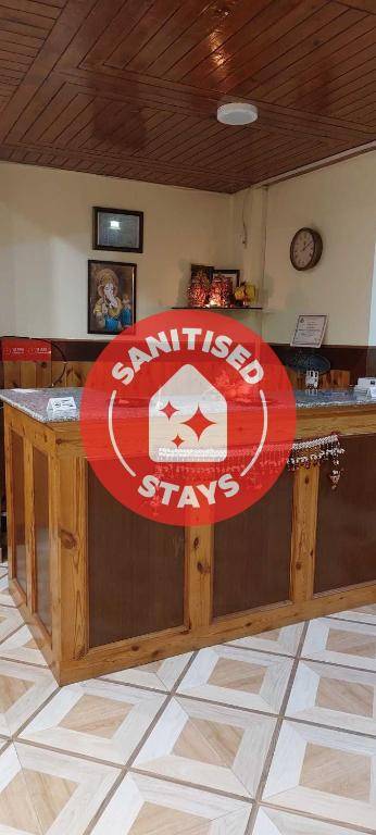 Capital O 93124 Stay Bless