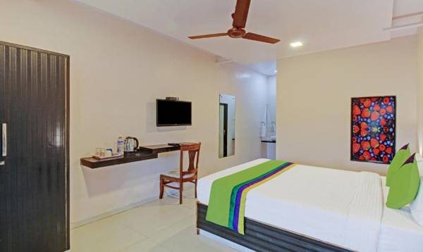 Treebo Trend Hotel Berry Hill Venna Lake