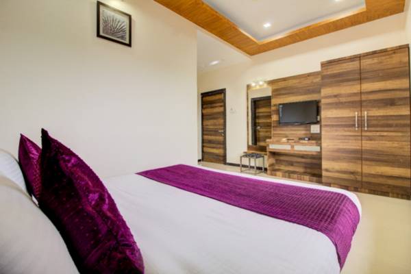 Swara Bungalow by Royara