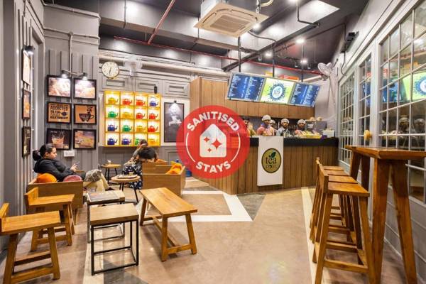 OYO 61503 Hotel Honey House