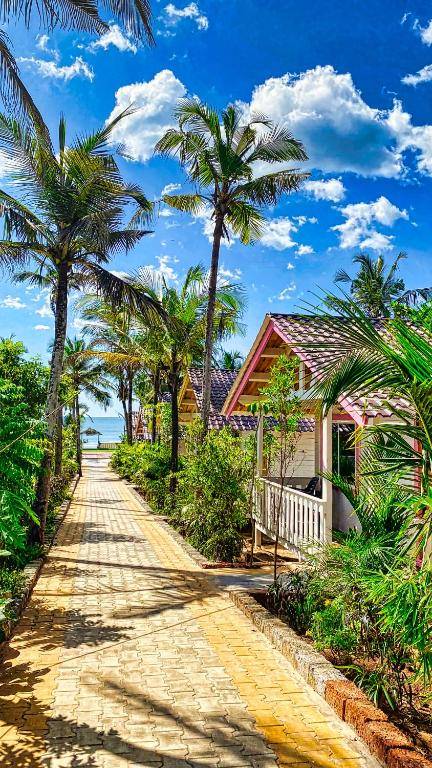 Pele's Fisherman Village