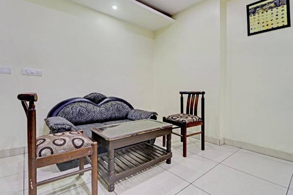 OYO 74073 Hotel Abhishek