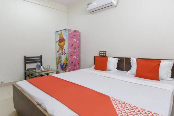 OYO 76334 Eight Cubes