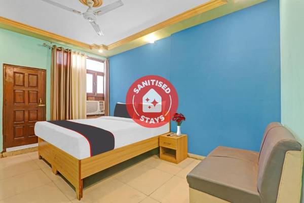 Collection O 90957 Hotel Premier