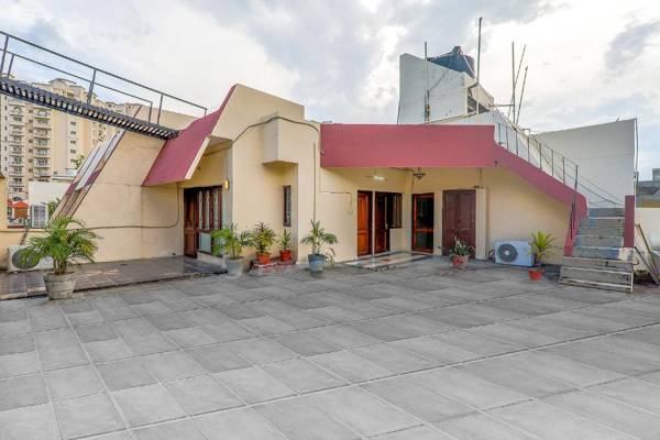 FabHotel Executive Guest House