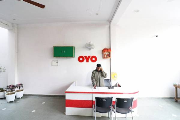 OYO 19799 Rishi Homestead