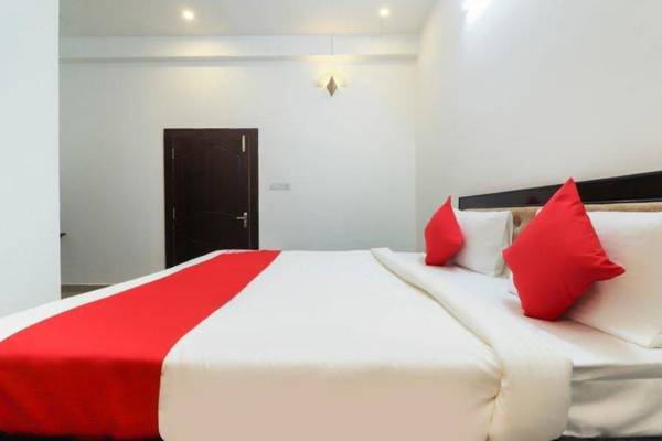 OYO 63087 Hotel Royal Paradise