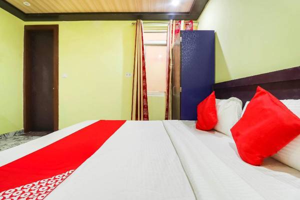 OYO Flagship 64227 A-square Homes