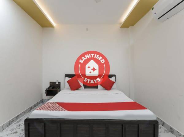 OYO 68040 Hotel Aastha