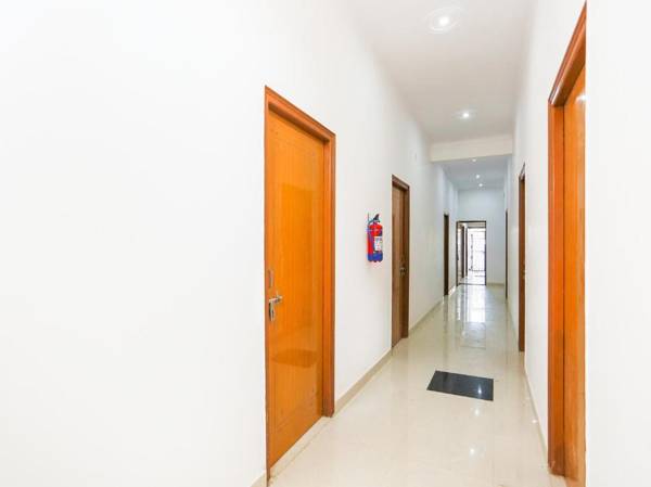 SPOT ON 74038 Shree Palace