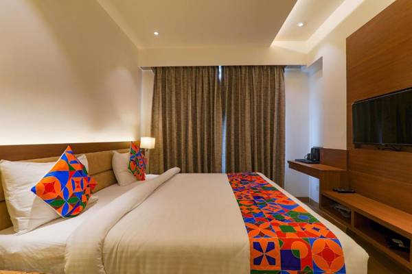 FabHotel Aurelia Grand