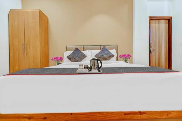 OYO Townhouse 913 Ekana Grand