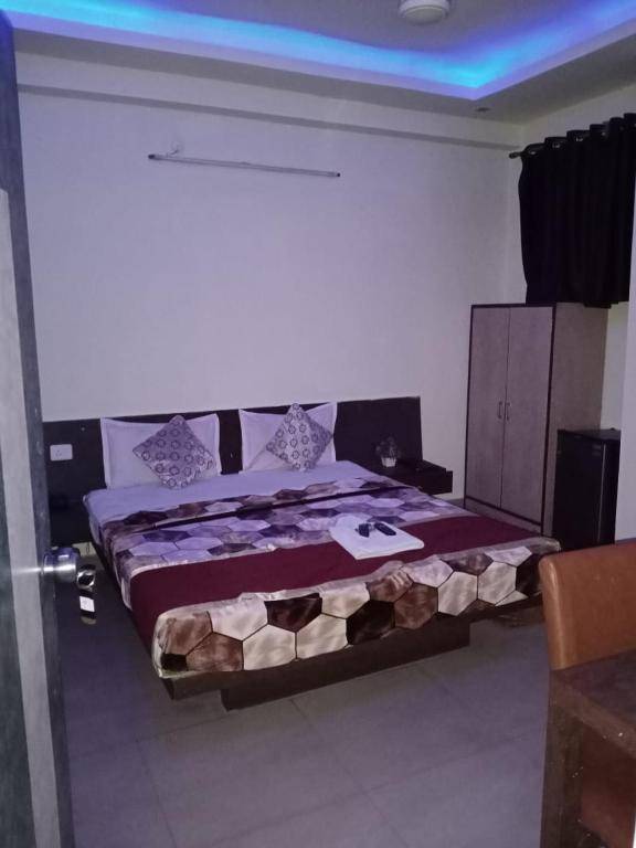 Hotel Sky High By WB Inn