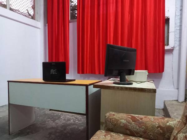 SPOT ON 93693 Hotel Gracious Inn