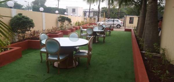 Hotel Aristro Lonavala