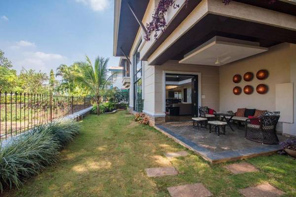 StayVista at Villa Maira